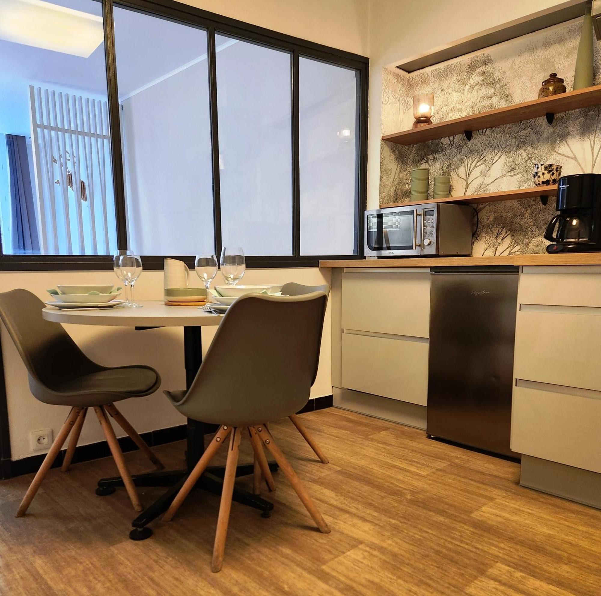 Appartements Epicurieux Hyper Centre Ville, Calme - Sejouraixlesbains Aix-les-Bains Kamer foto